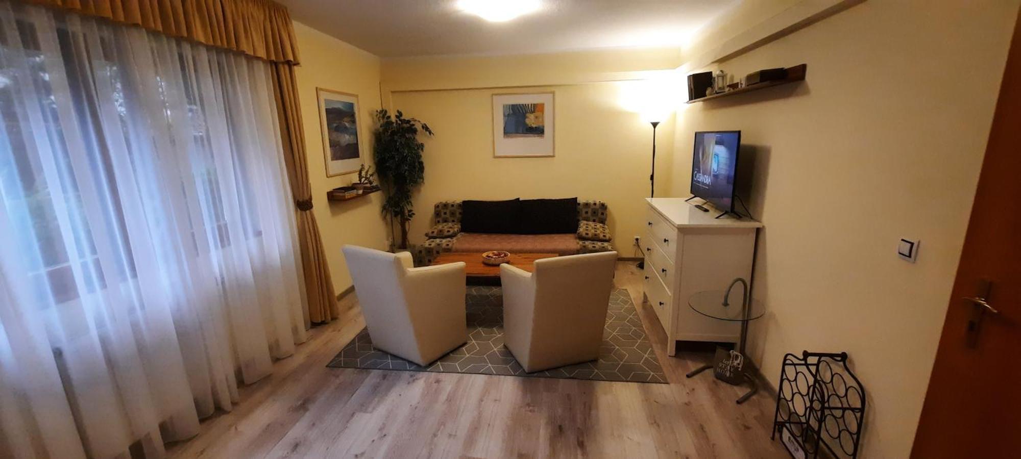 Pool Apartments Карлови Вари Екстериор снимка
